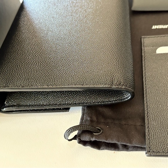 YVES SAINT LAURENT YSL UPTOWN WALLET ON CHAIN NEW!!!! - Picture 13 of 16